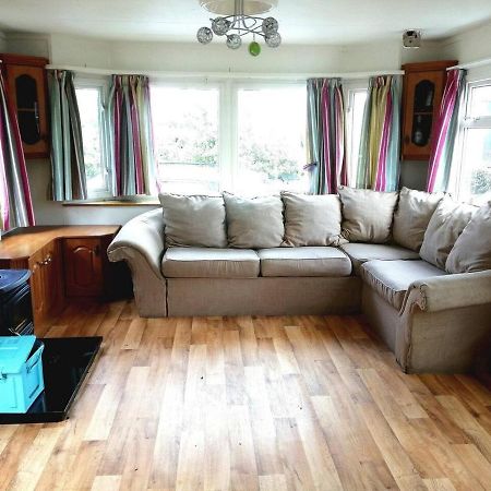 Midden Manor Country Stay On A Working Dairy Farm Ballymena Buitenkant foto