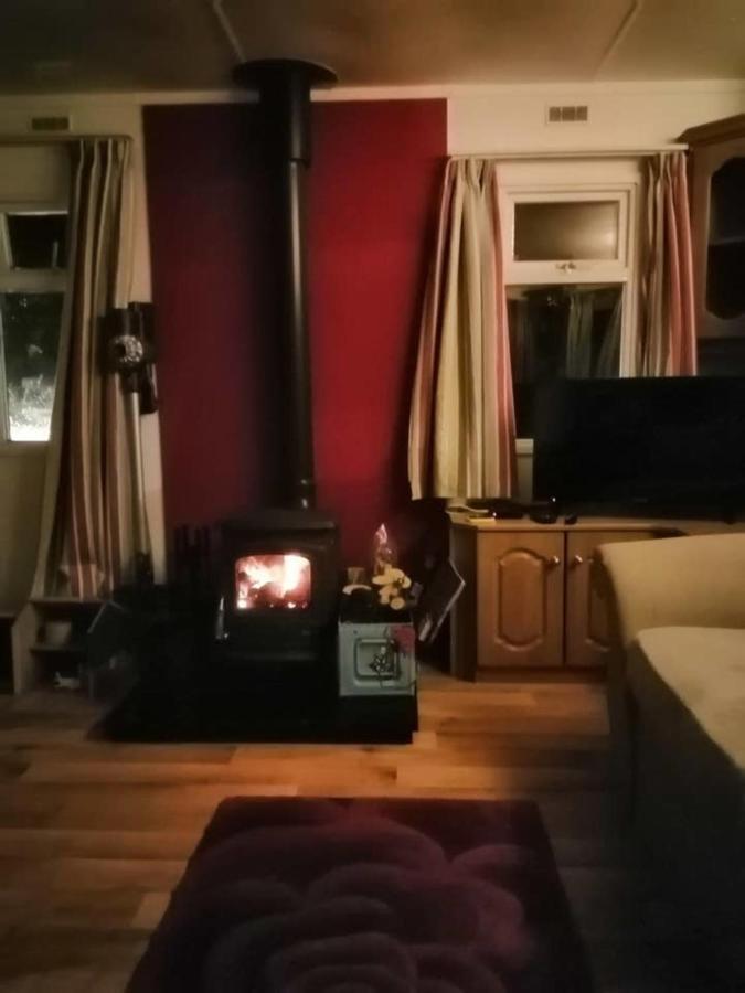 Midden Manor Country Stay On A Working Dairy Farm Ballymena Buitenkant foto