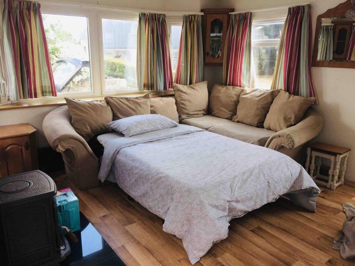 Midden Manor Country Stay On A Working Dairy Farm Ballymena Buitenkant foto