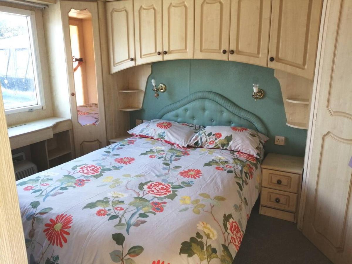 Midden Manor Country Stay On A Working Dairy Farm Ballymena Buitenkant foto