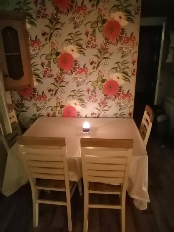 Midden Manor Country Stay On A Working Dairy Farm Ballymena Buitenkant foto